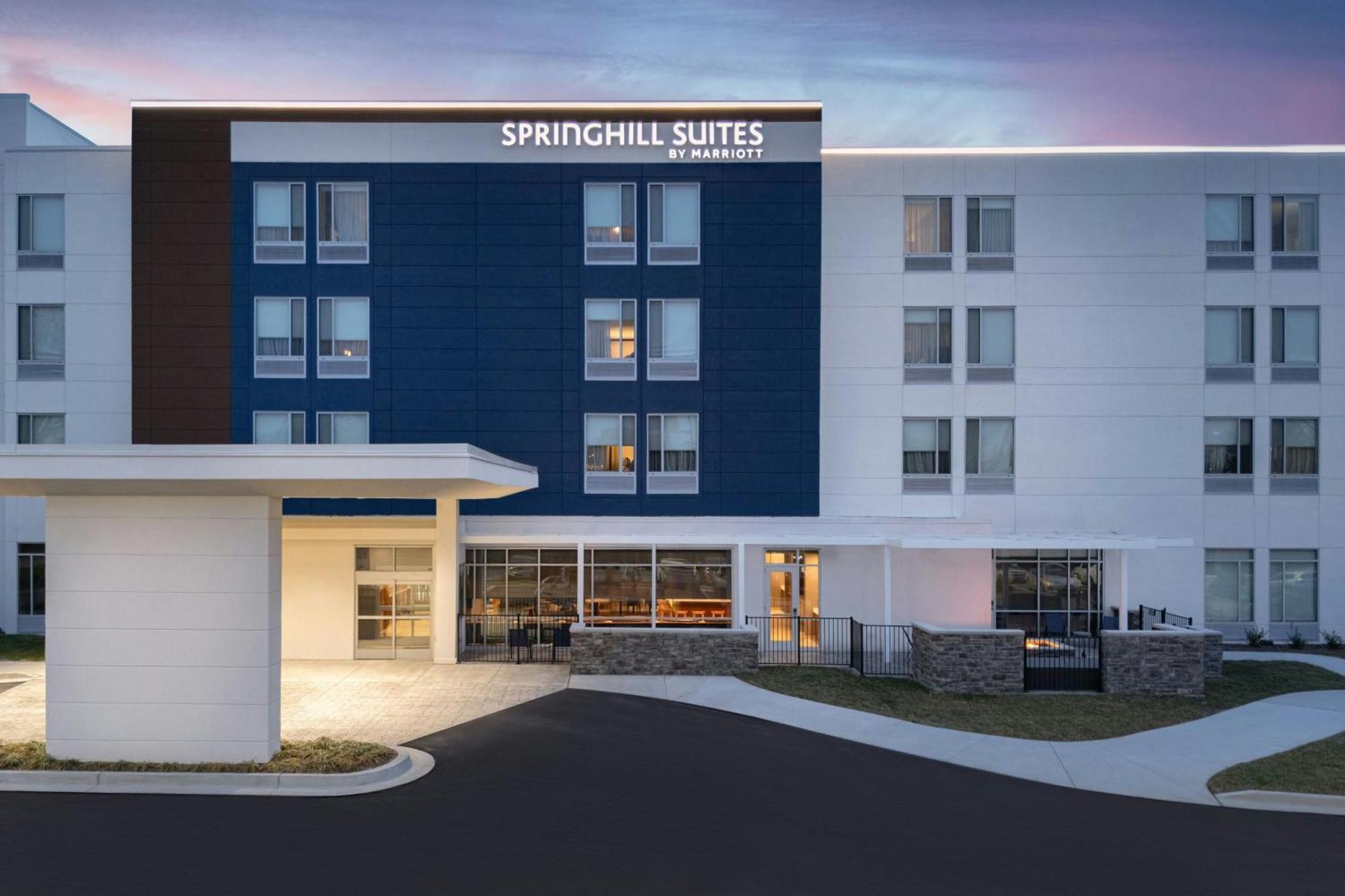 Springhill Suites By Marriott Lexington フランクフォート エクステリア 写真