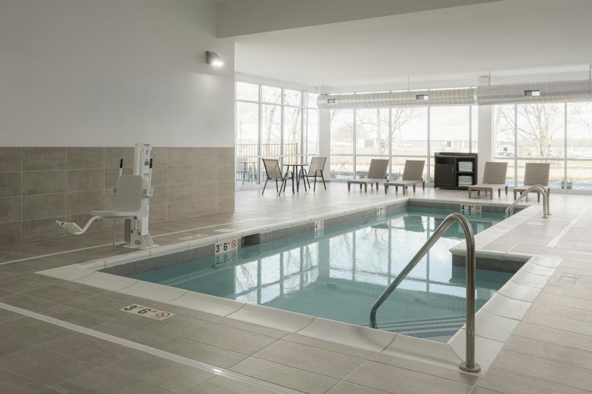 Springhill Suites By Marriott Lexington フランクフォート エクステリア 写真