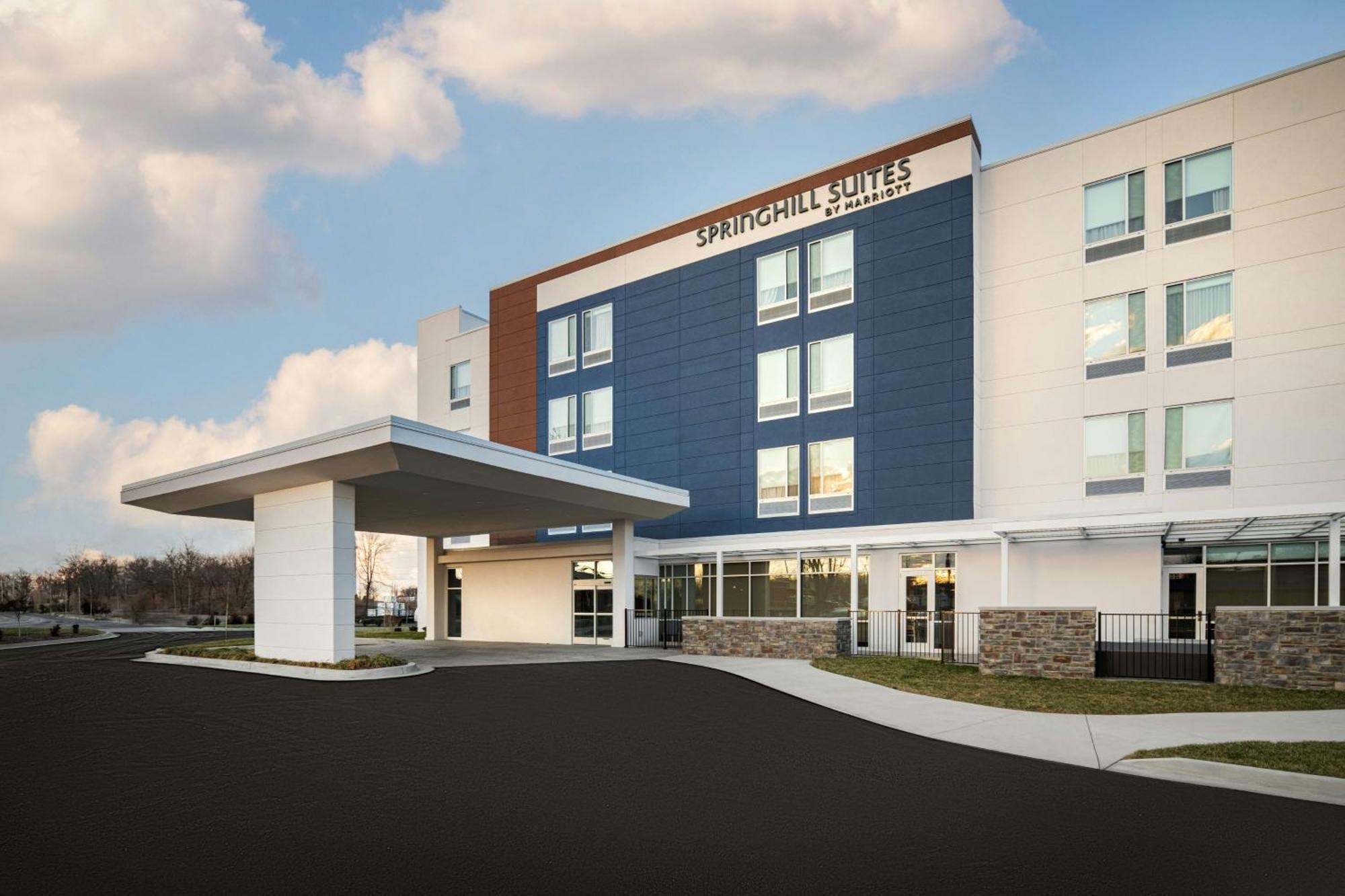 Springhill Suites By Marriott Lexington フランクフォート エクステリア 写真